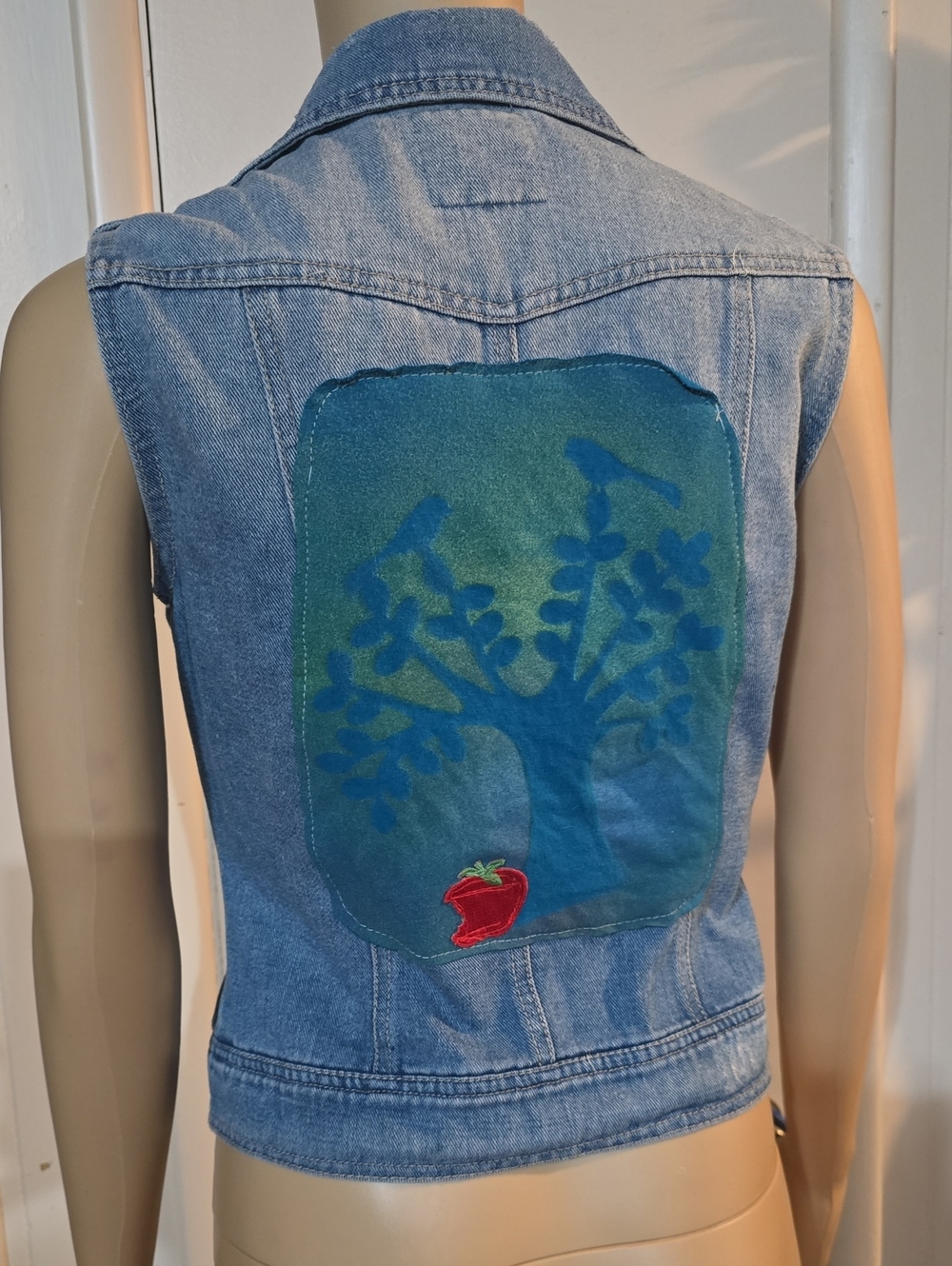 Women’s Light Blue Denim Vest with Upcycled Green Tree Applique